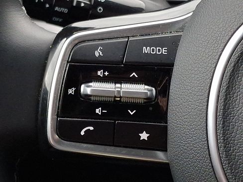 Used 2025 Kia Sorento EX AWD/4WD image 21