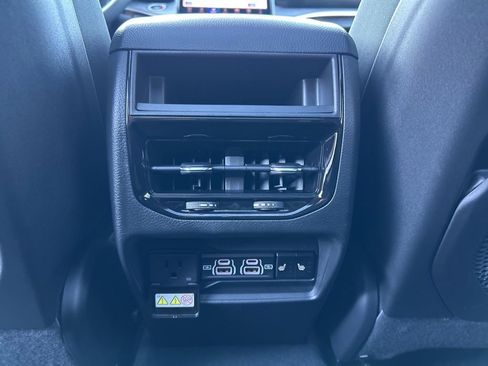 New 2025 Jeep Grand Cherokee Limited w/ Trailer Tow Package image 37