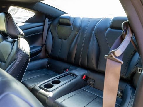 Used 2019 INFINITI Q60 3.0t Luxe w/ Essential Package image 21