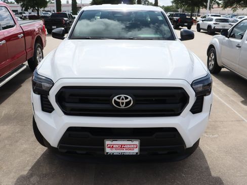 Used 2026 Toyota Tacoma SR AWD/4WD image 3
