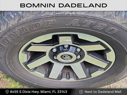 Used 2023 Toyota 4Runner TRD Off-Road Premium image 8