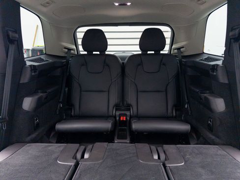 Used 2022 Volvo XC90 T8 Inscription w/ Advanced Package image 8