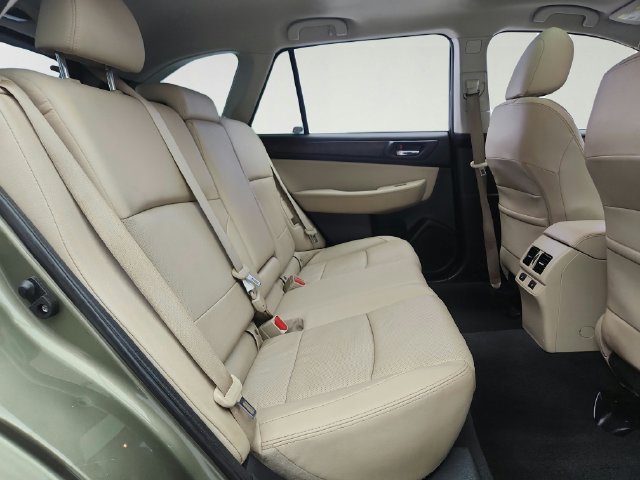 Used 2017 Subaru Outback 3.6R Limited AWD/4WD image 34