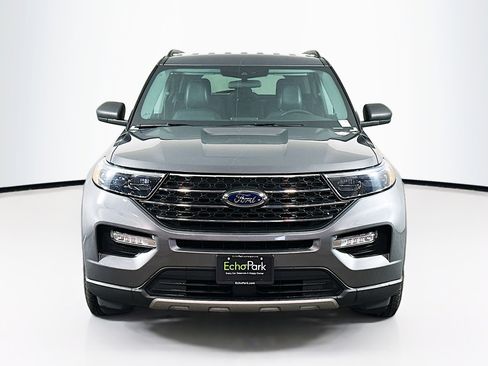 Used 2024 Ford Explorer XLT w/ Equipment Group 202A image 2
