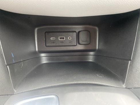 Used 2024 Chevrolet Equinox LS FWD image 26