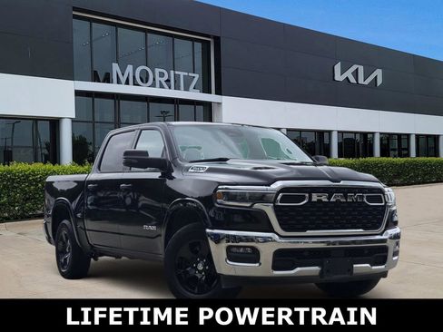 Used 2025 RAM 1500 Big Horn AWD/4WD image 1