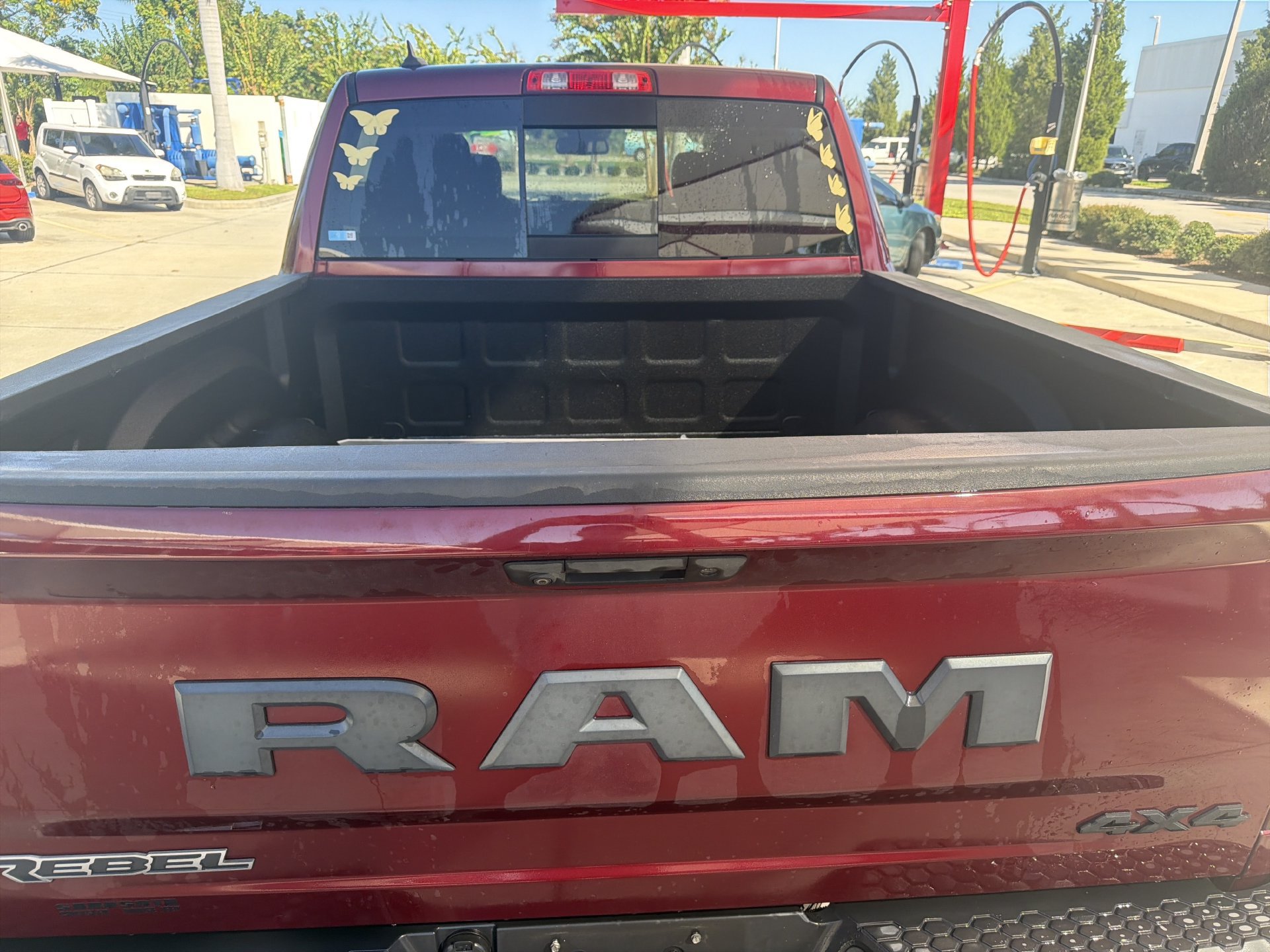 Used 2018 RAM 1500 Rebel w/ Ram 1500 Black Rebel Group AWD/4WD image 10