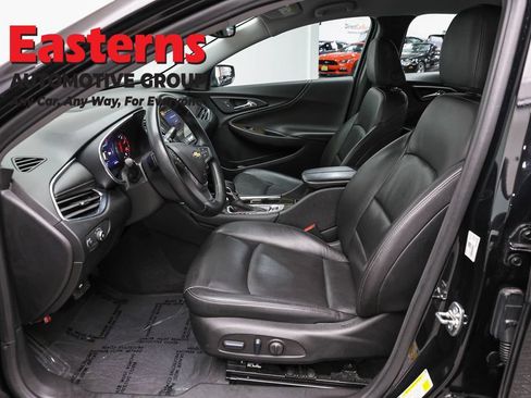 Used 2024 Chevrolet Malibu LT FWD image 14