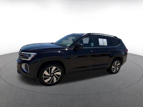 Used 2026 Volkswagen Atlas SE FWD image 7