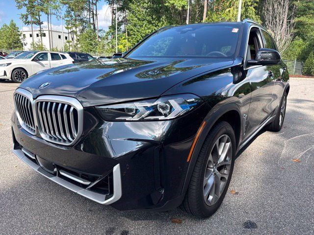 Certified 2024 BMW X5 xDrive40i w/ Premium Package AWD/4WD image 1