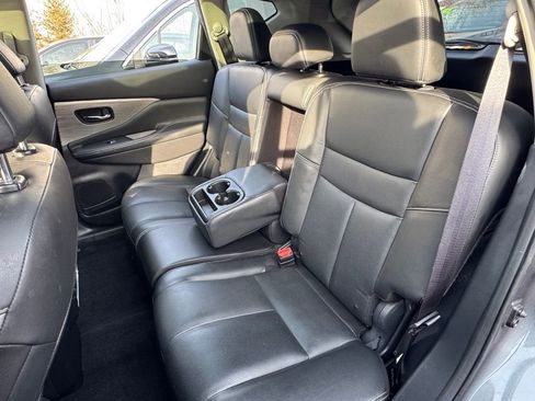 Used 2018 Nissan Murano Platinum image 11