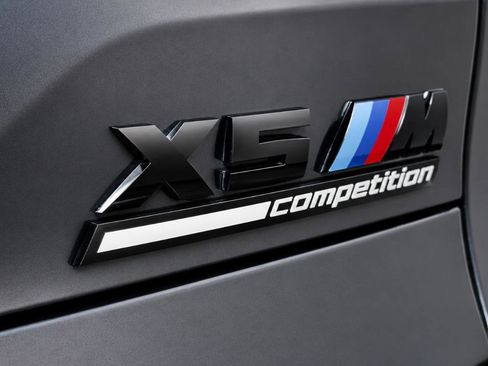 Used 2021 BMW X5 M w/ Competition Package AWD/4WD image 16
