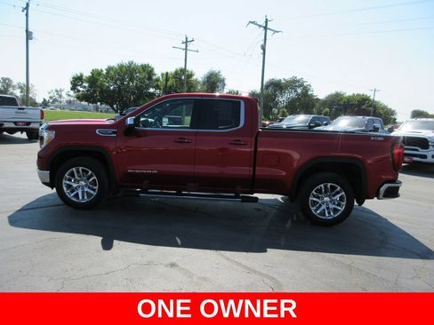 Used 2021 GMC Sierra 1500 SLE w/ X31 Off-Road Package AWD/4WD image 9