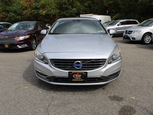 Used 2015 Volvo S60 T5 Premier image 3