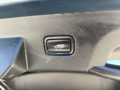 Used 2024 Kia Sportage X-Line Prestige AWD/4WD image 17