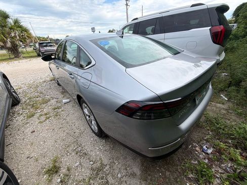 Used 2025 Honda Accord LX image 7