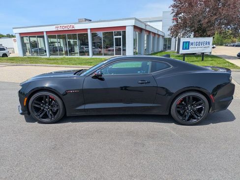 Used 2023 Chevrolet Camaro LT w/ Redline Edition RWD image 2