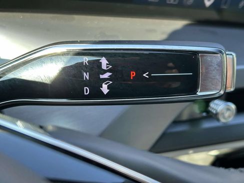 New 2026 Cadillac Vistiq Luxury AWD/4WD image 26