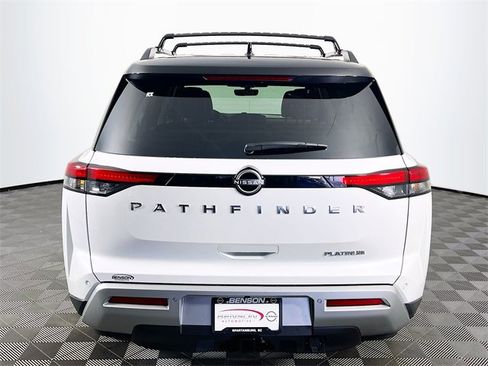 New 2025 Nissan Pathfinder Platinum image 6