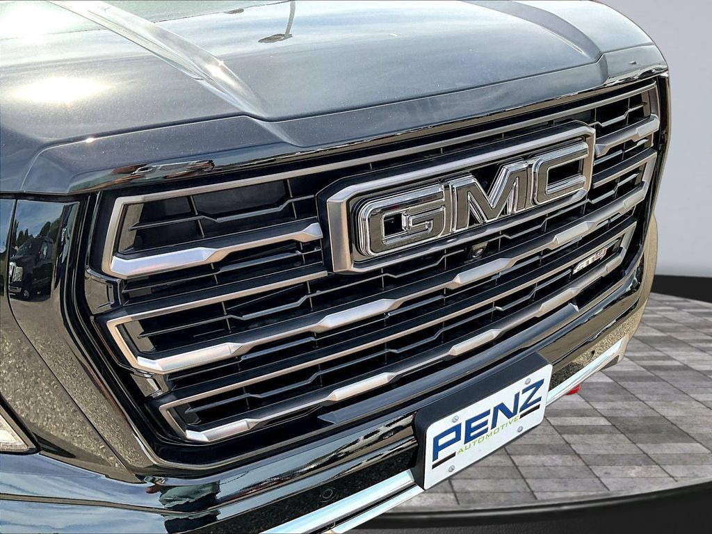 New 2026 GMC Yukon XL AT4 Ultimate w/ LPO, Illumination Package AWD/4WD image 37
