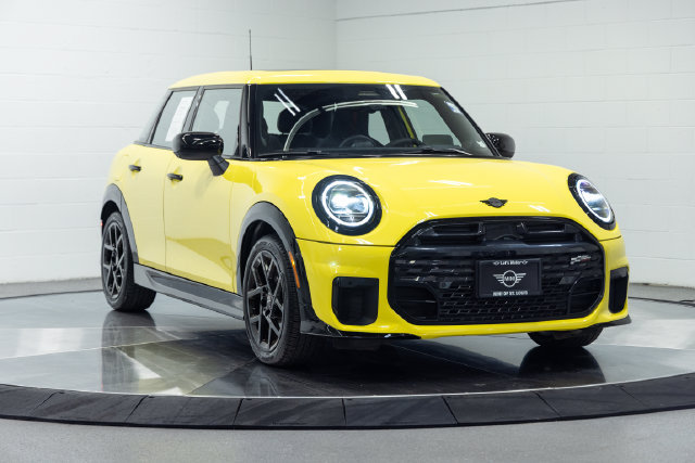 Certified 2025 MINI Cooper S FWD image 4