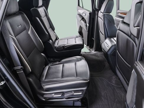 Used 2022 Cadillac Escalade Premium Luxury w/ Touring Package AWD/4WD image 33