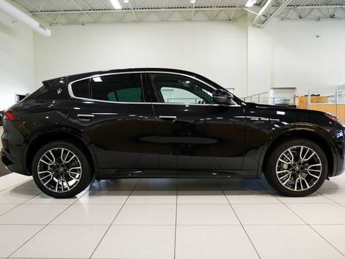 Used 2025 Maserati Grecale GT AWD/4WD image 18