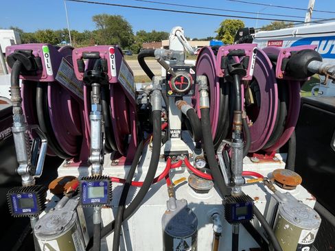 Used 2016 Ford F550 4x4 SuperCab Super Duty image 25