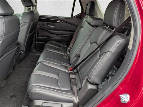 New 2025 Honda Pilot Touring image 15