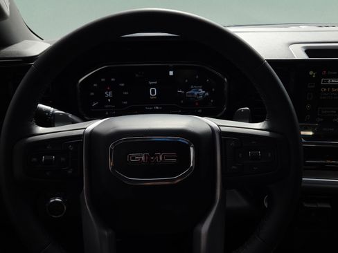 Used 2022 GMC Sierra 1500 SLT w/ SLT Premium Plus Package image 23