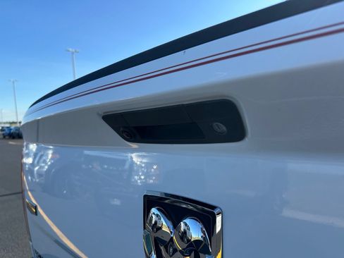 Used 2015 RAM 1500 Laramie w/ Convenience Group AWD/4WD image 7
