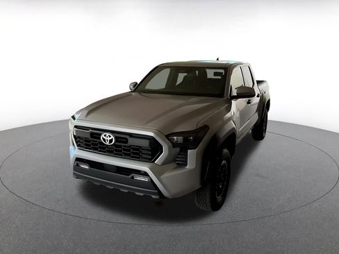 Used 2025 Toyota Tacoma TRD Off-Road image 7