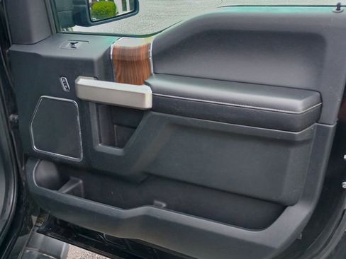 Used 2016 Ford F150 Lariat w/ Equipment Group 502A Luxury AWD/4WD image 24