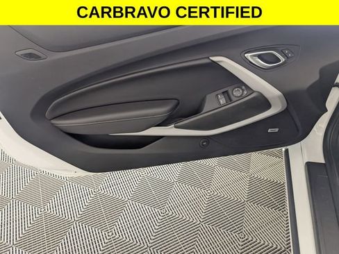 Certified 2022 Chevrolet Camaro LT w/ Technology Package RWD image 9
