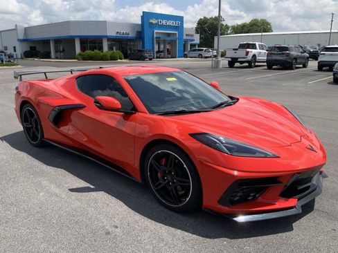 Used 2022 Chevrolet Corvette Stingray Premium Cpe w/ Battery Protection Package RWD image 18