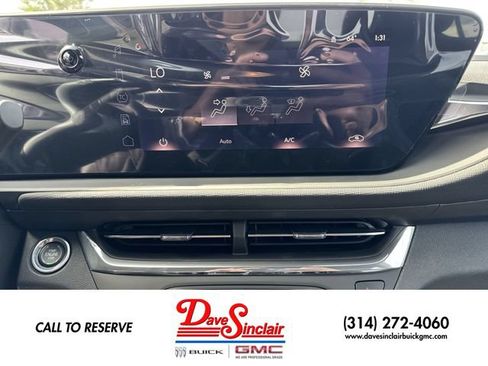 New 2026 Buick Envista Sport Touring w/ Convenience II Package FWD image 18