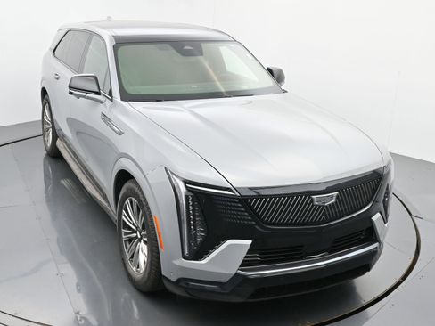 New 2026 Cadillac Escalade IQ Sport 1 w/ LPO, Floor Liner Package image 30