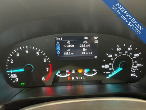 Used 2022 Ford Escape SE image 14