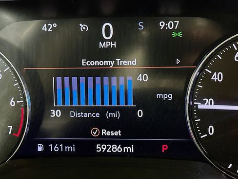 Used 2023 Buick Envision Essence w/ Sport Touring Package image 13