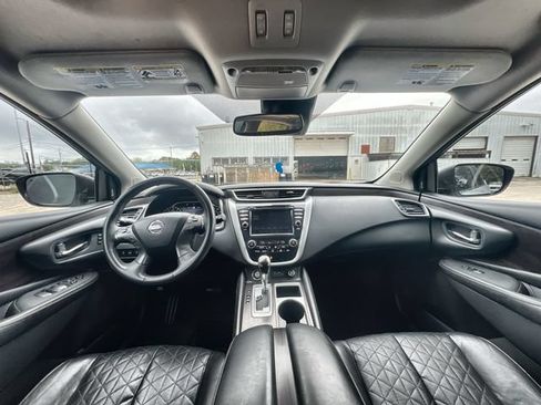Used 2019 Nissan Murano Platinum w/ Cargo Package FWD image 19