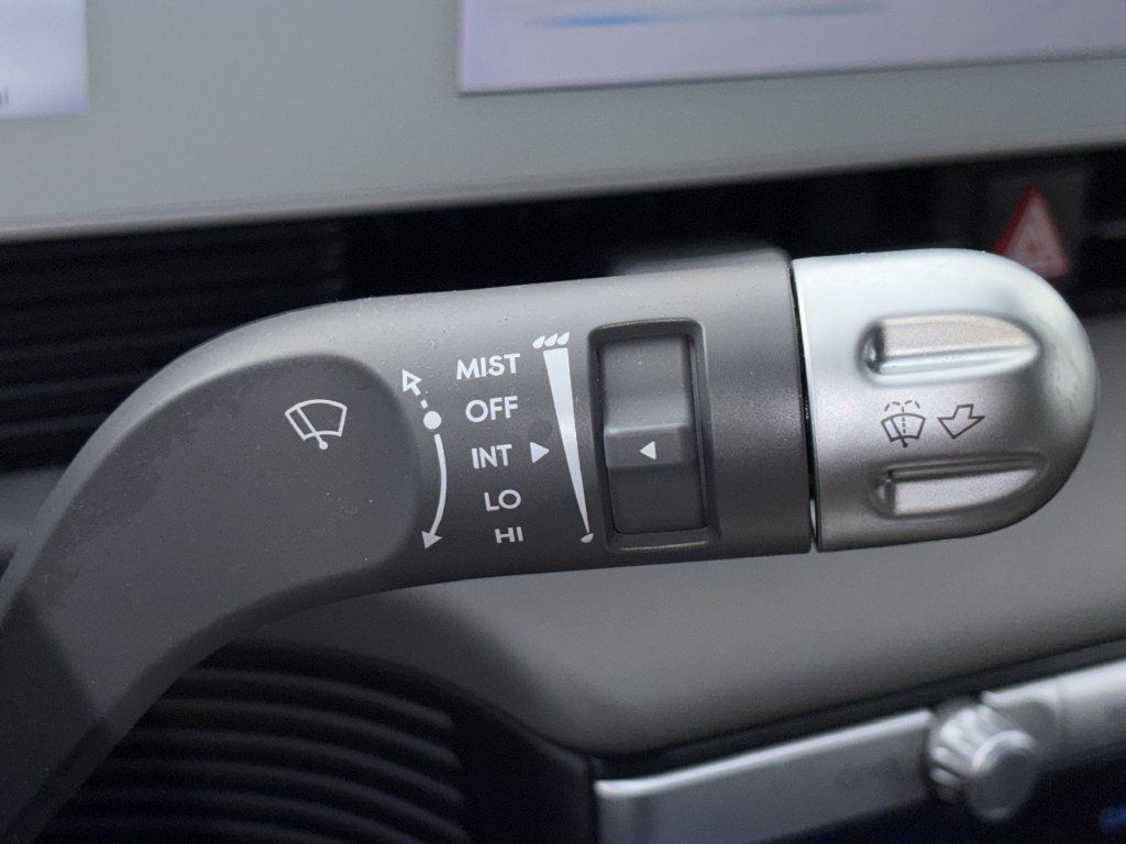 Used 2024 Hyundai Ioniq 5 SEL RWD image 10