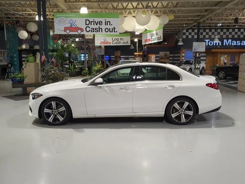 Used 2023 Mercedes-Benz C 300 4MATIC Sedan w/ Exclusive Trim Package image 16