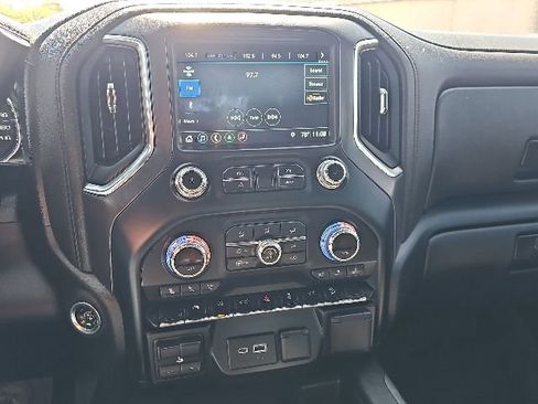 Used 2019 GMC Sierra 1500 AT4 w/ AT4 Premium Package AWD/4WD image 8