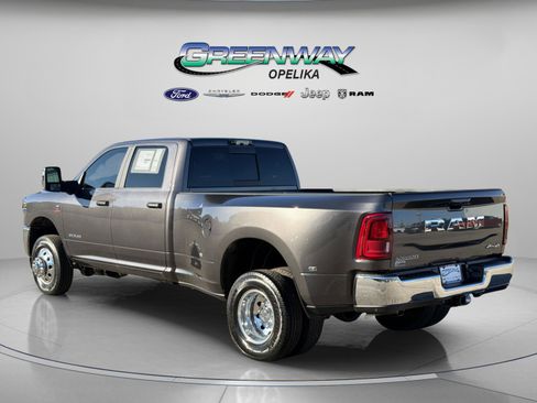New 2026 RAM 3500 Laramie w/ Towing Technology Group AWD/4WD image 5