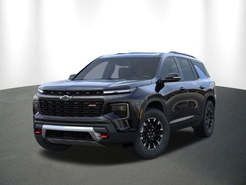 New 2026 Chevrolet Traverse Z71 w/ Enhanced Driving Package AWD/4WD image 7