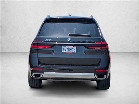 Used 2026 BMW X7 xDrive40i w/ Premium Package AWD/4WD image 7