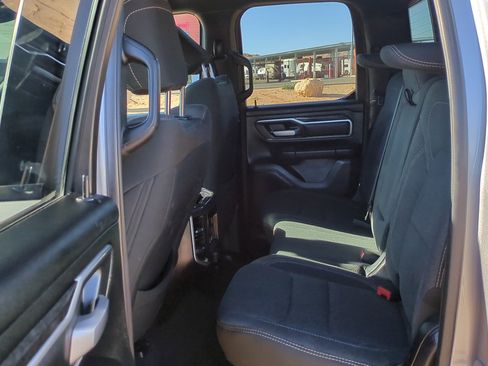 Used 2019 RAM 1500 Big Horn image 25