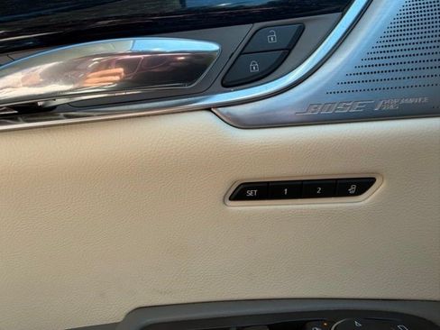 Certified 2024 Cadillac XT6 Premium Luxury w/ Technology Package FWD image 16