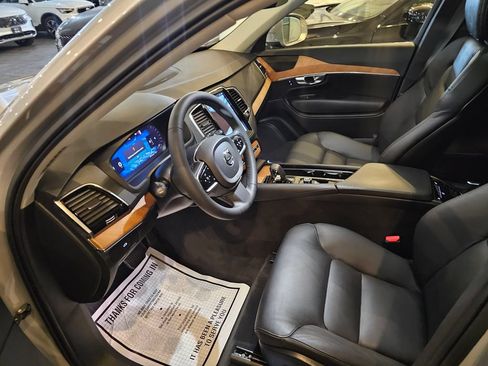 Certified 2023 Volvo XC90 B6 Plus w/ Protection Package Premier AWD/4WD image 15
