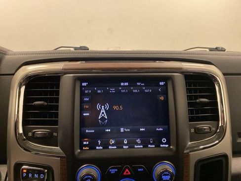 Used 2018 RAM 1500 Laramie AWD/4WD image 13